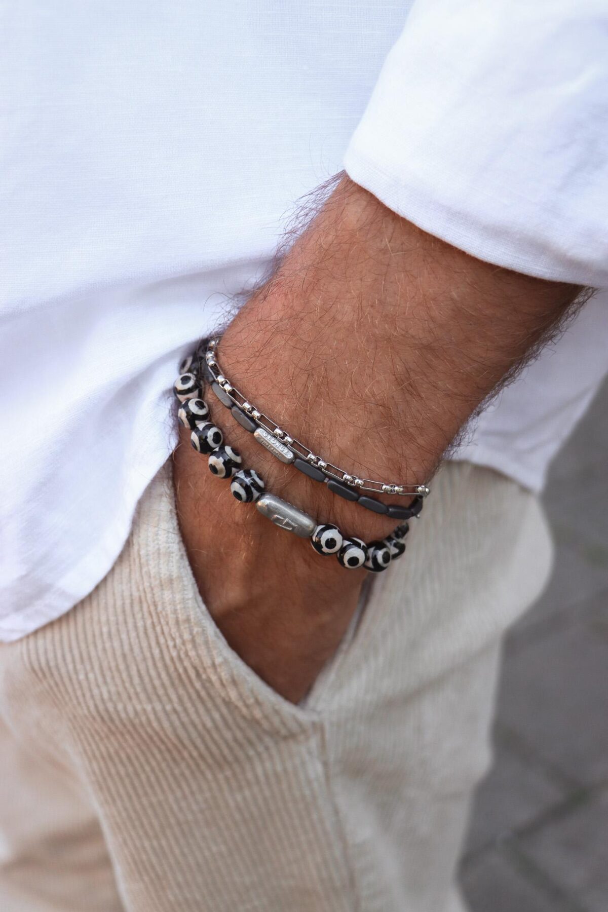 Black round bracelet silver